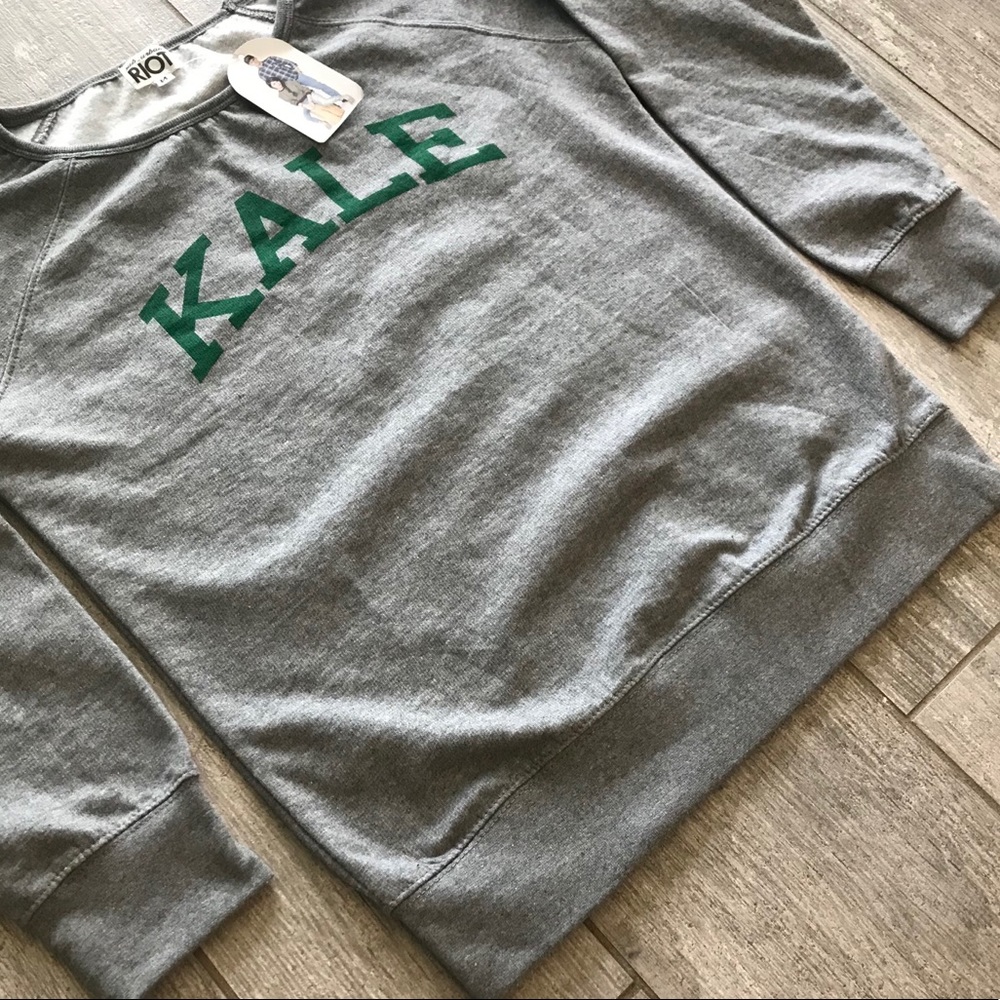 ๐ฅ๐ฅSUBURBAN RIOT - PULLOVER KALE SWEATSHIRT๐ฅ๐ฅ - Picture 3 of 5